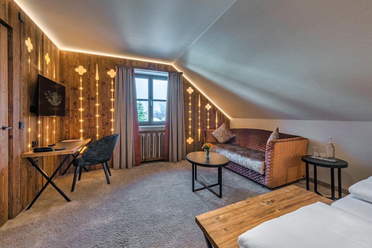Hotel Schaefflerwirt Aschheim Kültér fotó