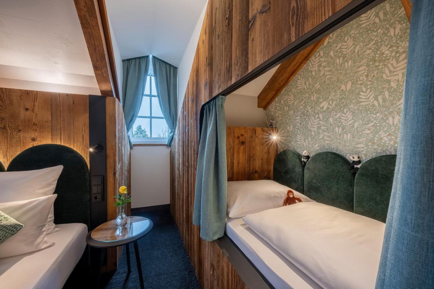 Hotel Schaefflerwirt Aschheim Kültér fotó